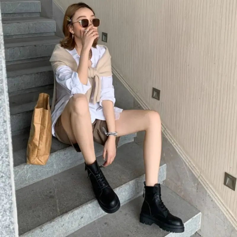 TAOFFEN Real Leather Women Ankle Boots Flats Round Toe Zipper Shoes Cross Strap Warm Boots Winter Party Footwear Size 34-39 
TAOFFEN Real Leather Women Ankle Boots Flats Round Toe Zipper Shoes Cross Strap Warm Boots Winter Party Footwear Size 34-39