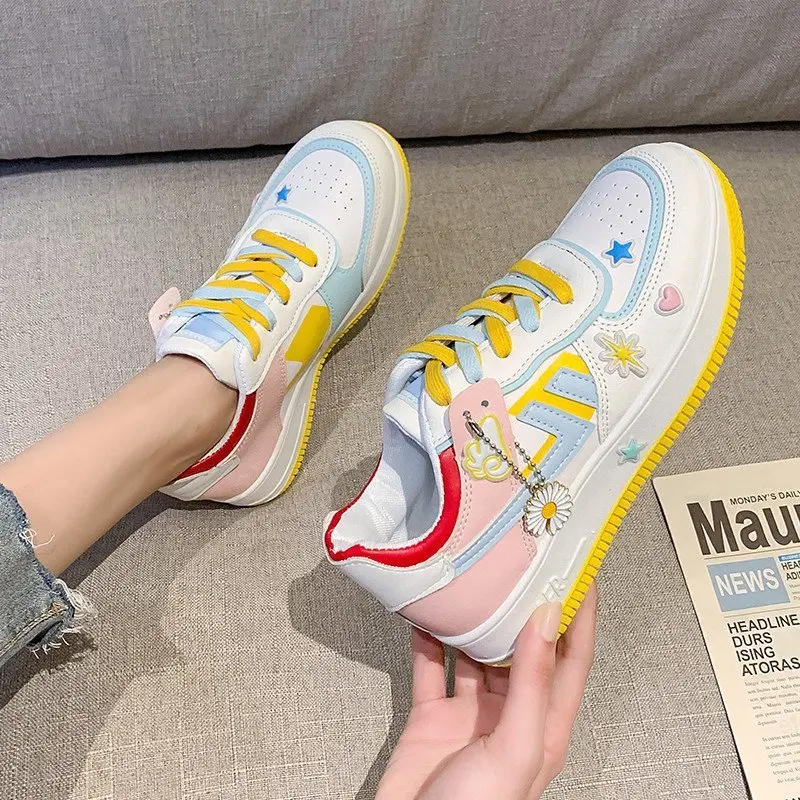 Shoes 2021 New Autumn Fashion Women's Sports Women Casual Shoes Leather Platform Shoes Women Sneakers Walking Shoes Large Size
Shoes 2021 New Autumn Fashion Women's Sports Women Casual Shoes Leather Platform Shoes Women Sneakers Walking Shoes Large Size
