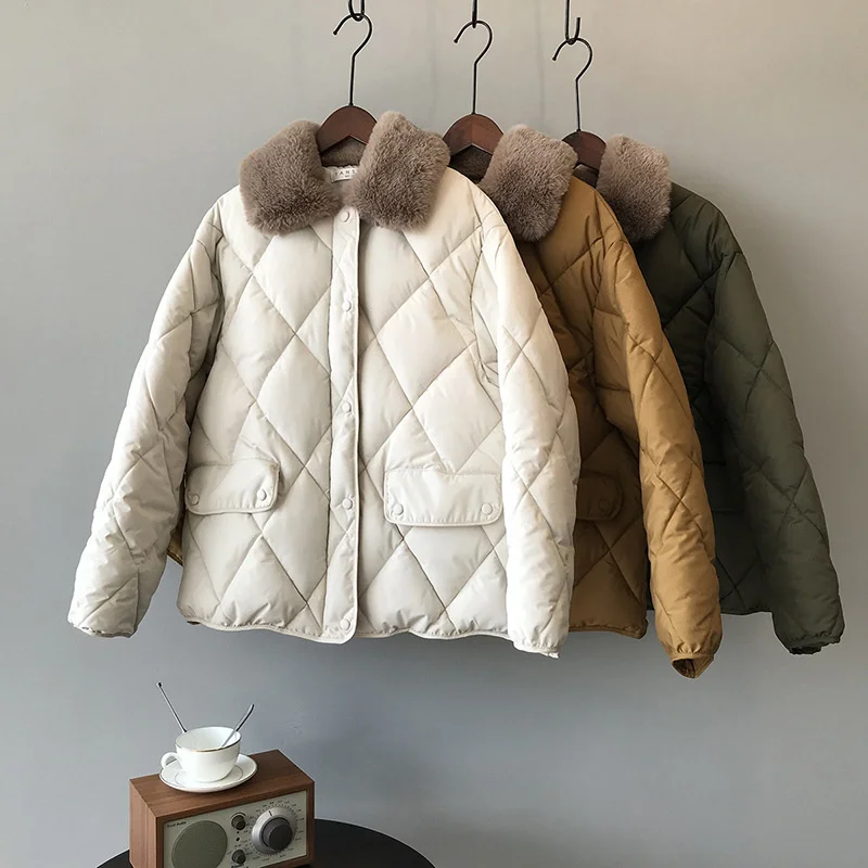 2021 Furry Turn Down Collar Long Sleeve Winter Cotton Down Jacket Coat Women Tops Single Button Women Coat Casaco Feminino K945
2021 Furry Turn Down Collar Long Sleeve Winter Cotton Down Jacket Coat Women Tops Single Button Women Coat Casaco Feminino K945