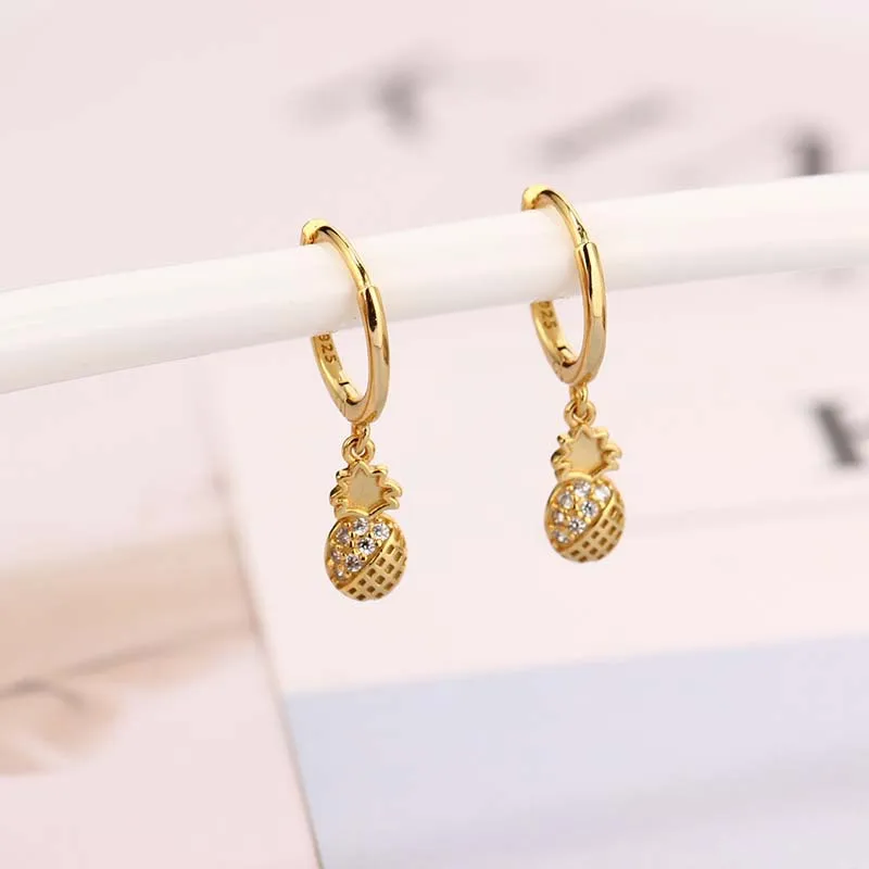 PANJBJ Pineapple Earrings Female Ear Buckle Fashion Fruit Earrings Birthday Gift Exquisite Jewelry
PANJBJ Pineapple Earrings Female Ear Buckle Fashion Fruit Earrings Birthday Gift Exquisite Jewelry