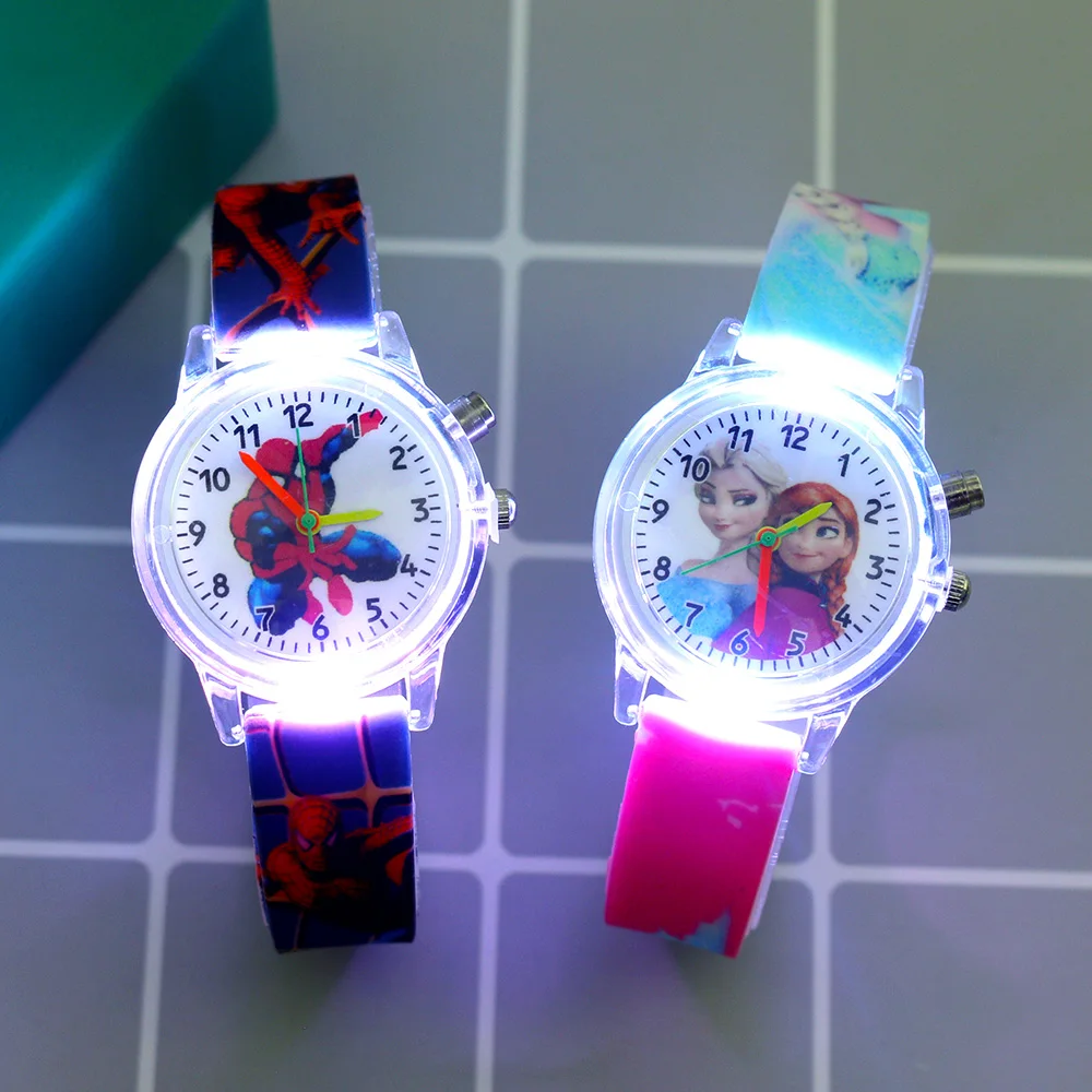 New Super Hero Cartoon Flash Light Kids Watches for Girls Boys Rubber Strap Cute Princess Children Watches Clock reloj infantil
New Super Hero Cartoon Flash Light Kids Watches for Girls Boys Rubber Strap Cute Princess Children Watches Clock reloj infantil