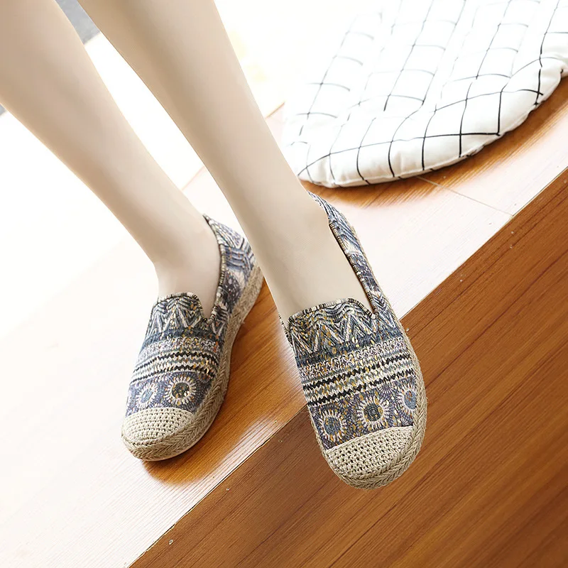 New 2021 sweet single shoes Bohemia ethnic style flat comfortable large size fisherman shoes
New 2021 sweet single shoes Bohemia ethnic style flat comfortable large size fisherman shoes