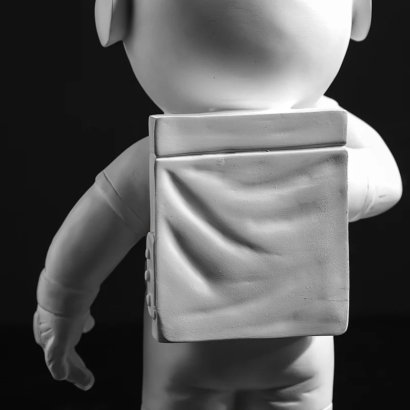Modern Astronaut Resin Statue Sculpture Home Style Decoration accessories Crafts Desktop Furnishings
Modern Astronaut Resin Statue Sculpture Home Style Decoration accessories Crafts Desktop Furnishings