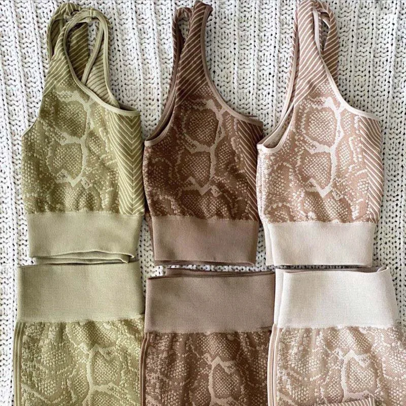 2 Piece Sets Snake Print Yoga Sets Women High Waisted Yoga Pants & Sexy Bra Workout Set Fitness Clothing Gym Set 
2 Piece Sets Snake Print Yoga Sets Women High Waisted Yoga Pants & Sexy Bra Workout Set Fitness Clothing Gym Set