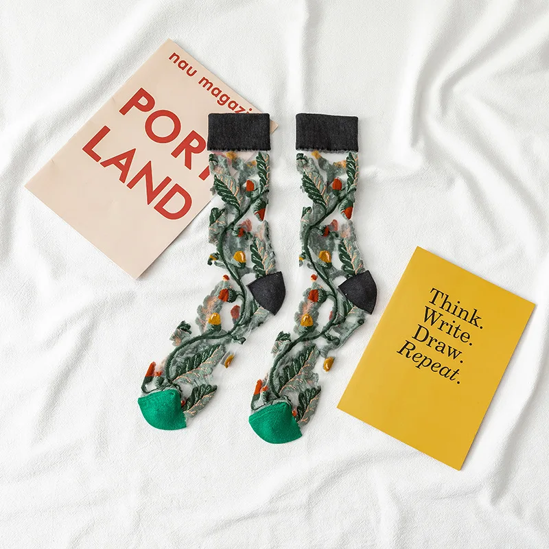 2020 Harajuku New Crystal Silk Tide Socks Funny Sunflowers 1 Pair Vines Woman Flowers Happy Women Socks Casual High Quality Sox
2020 Harajuku New Crystal Silk Tide Socks Funny Sunflowers 1 Pair Vines Woman Flowers Happy Women Socks Casual High Quality Sox