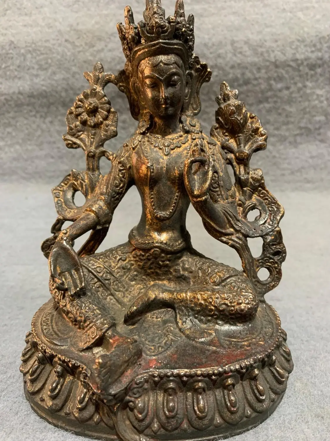 Home Decor 7"Tibet Buddhism Temple Old Bronze Cinnabars Green Tara Bodhisattva Sitting Buddha Lotus Terrace Enshrine the Buddha
Home Decor 7"Tibet Buddhism Temple Old Bronze Cinnabars Green Tara Bodhisattva Sitting Buddha Lotus Terrace Enshrine the Buddha