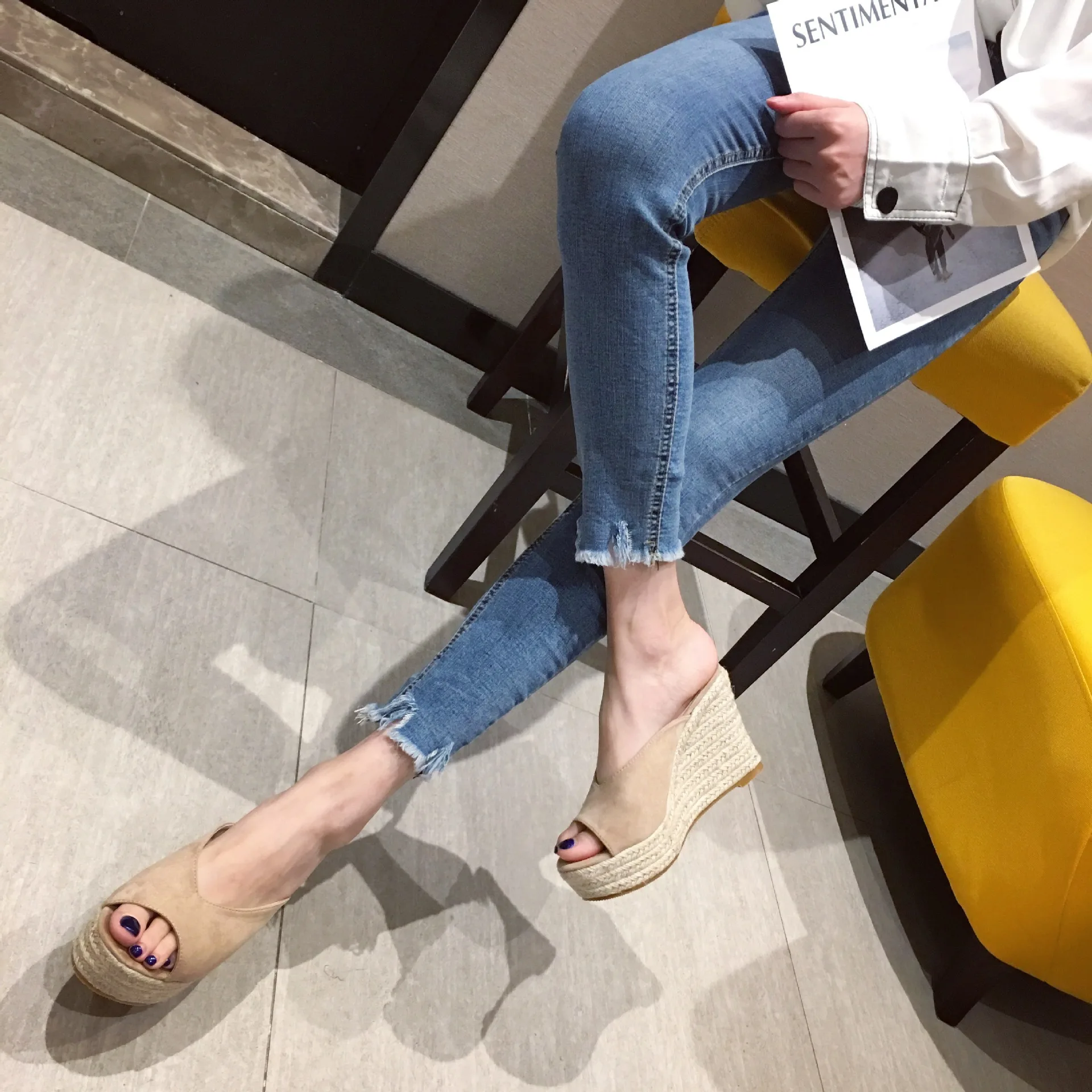 On A Wedge Flock Med Shoes Basic Rome Rubber PU Fabric Flock Med Shoes On A Wedge Rubber Fabric Basic Rome
On A Wedge Flock Med Shoes Basic Rome Rubber PU Fabric Flock Med Shoes On A Wedge Rubber Fabric Basic Rome