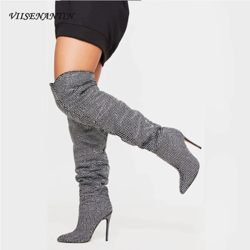2021 Trendy Stiletto Pleated Shiny Crystal Over The Knee Boots Pointed Toe Sheepskin Rhinestone Sexy High Heel Knight Boots
2021 Trendy Stiletto Pleated Shiny Crystal Over The Knee Boots Pointed Toe Sheepskin Rhinestone Sexy High Heel Knight Boots