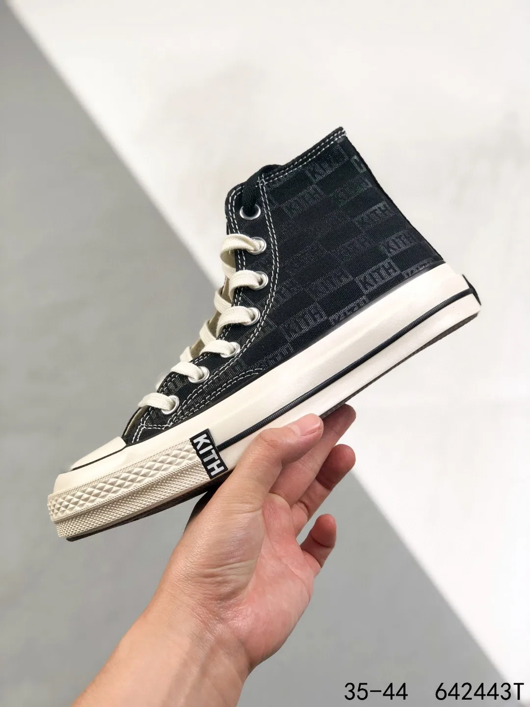 Холщовые кроссовки plimsolls, обувь на шнуровке, толстая подошва, пробковая, с высоким верхом и звездами, увеличенная мягкая подошва
Холщовые кроссовки plimsolls, обувь на шнуровке, толстая подошва, пробковая, с высоким верхом и звездами, увеличенная мягкая подошва