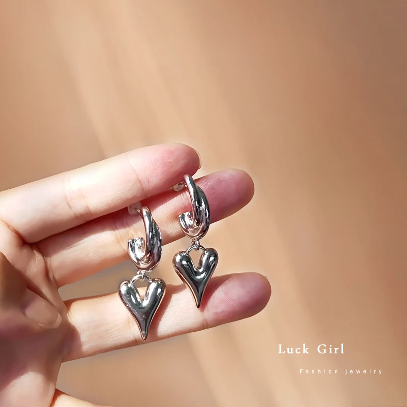 Mihan S925 needle Fashion Jewelry Heart Earrings Popular Design Hot Selling Silvery Plating Drop Earrings For Girl Lady Gifts
Mihan S925 needle Fashion Jewelry Heart Earrings Popular Design Hot Selling Silvery Plating Drop Earrings For Girl Lady Gifts