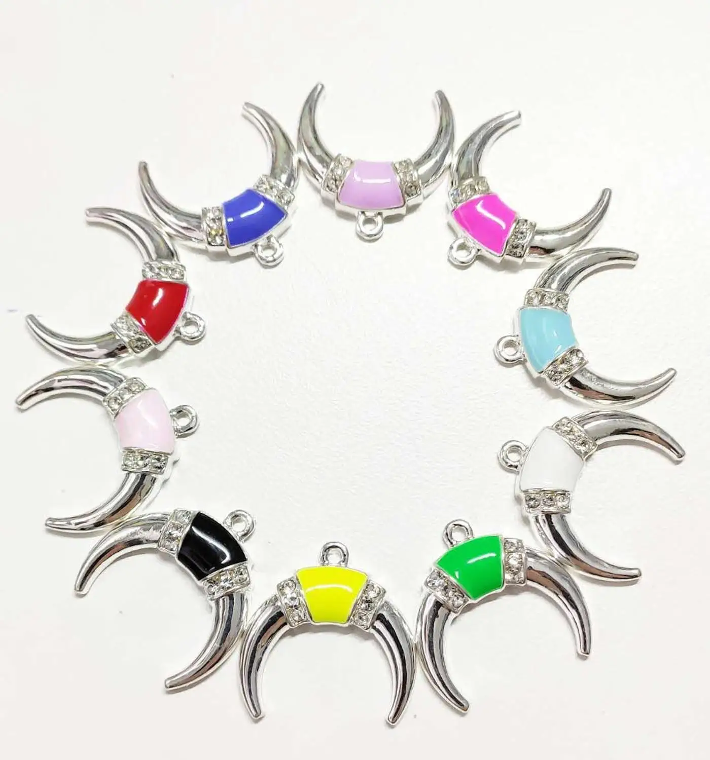 10pcs moon charms for women DIY jewelry accessories
10pcs moon charms for women DIY jewelry accessories