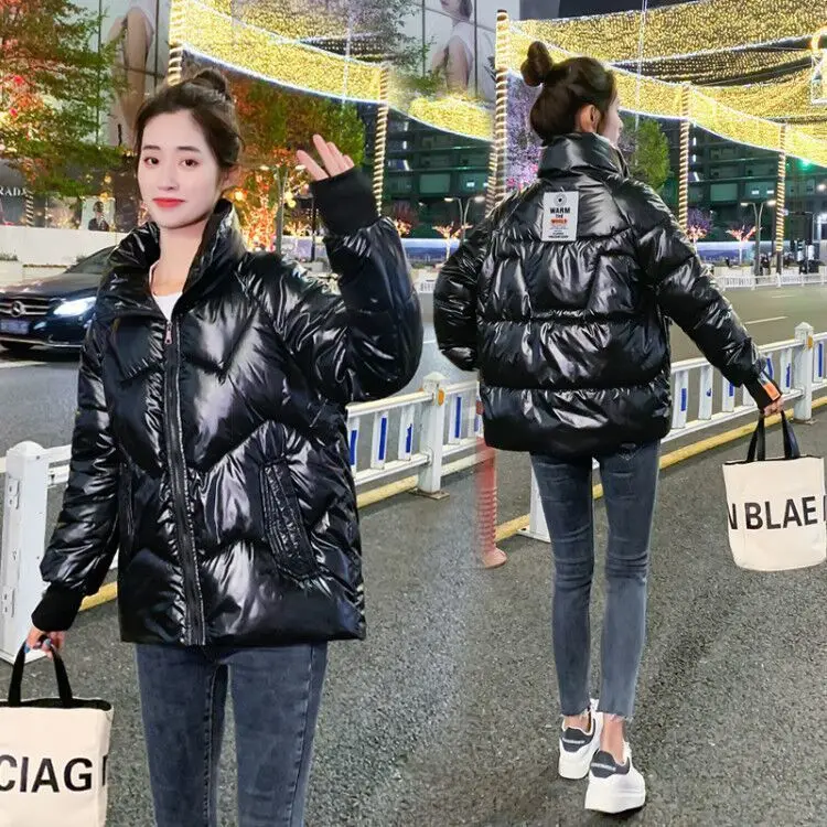 Winter Down Cotton Jacket Women Stand Neck Zipper Short Coat Female Thick Cotton Padded Lady Overcoat Casual Loose Parka Outwear
Winter Down Cotton Jacket Women Stand Neck Zipper Short Coat Female Thick Cotton Padded Lady Overcoat Casual Loose Parka Outwear