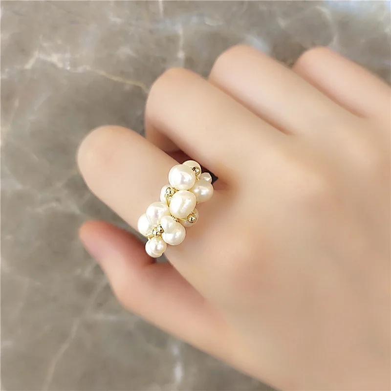 Trendy Jewelry Natural Freshwater Pearl Rings Popular Style 2021 New Design Golden Plating Small Beads Finger Ring For Women
Trendy Jewelry Natural Freshwater Pearl Rings Popular Style 2021 New Design Golden Plating Small Beads Finger Ring For Women