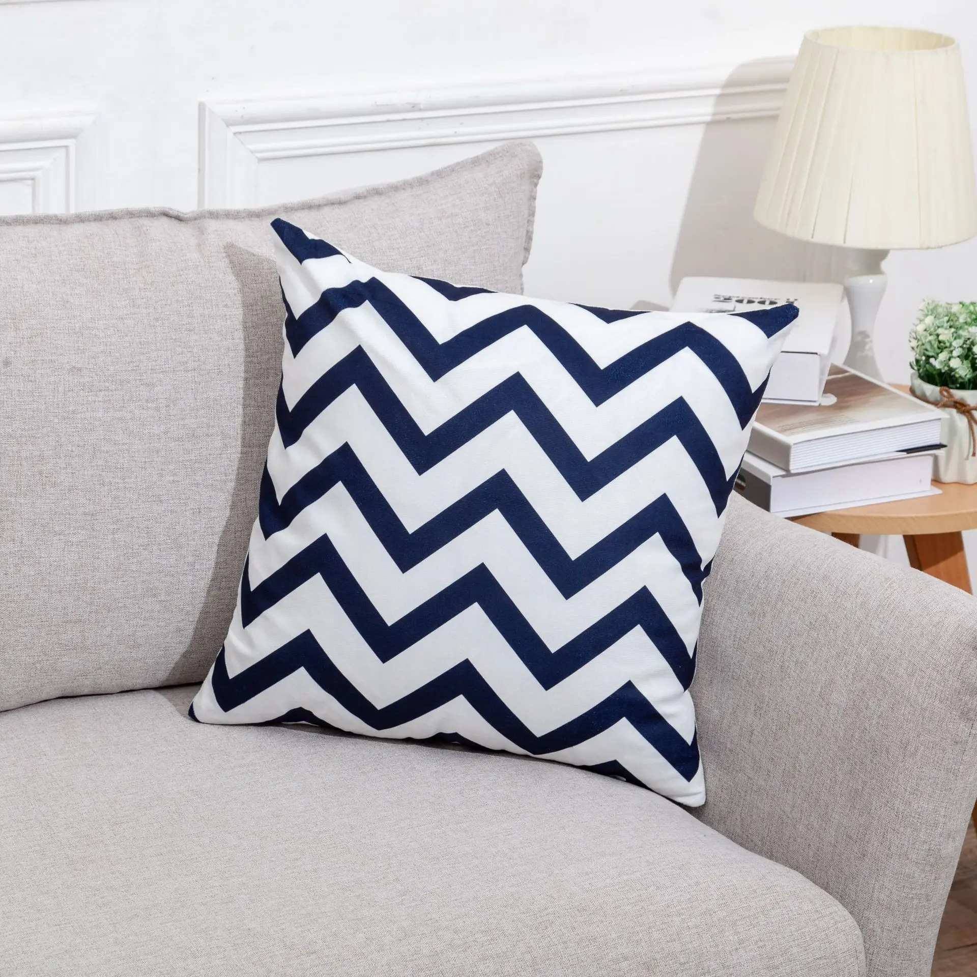 Geometric Black White Cushion Covers Throw Pillow Sofa Pillow Case Pillow Cushions Pillowcase Bed Home Car Decoration 45cmx45cm
Geometric Black White Cushion Covers Throw Pillow Sofa Pillow Case Pillow Cushions Pillowcase Bed Home Car Decoration 45cmx45cm