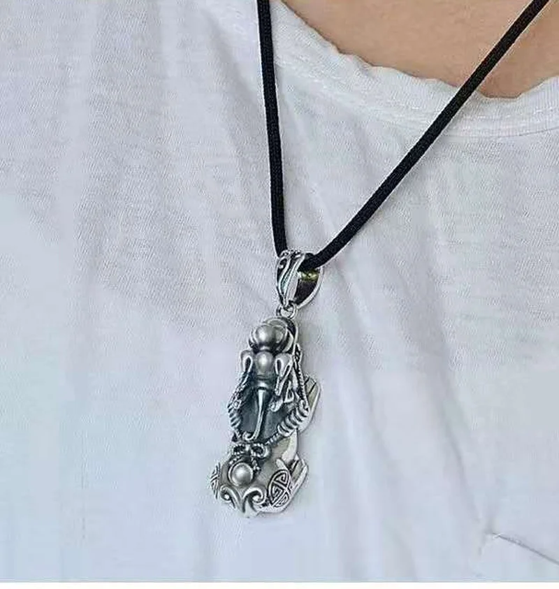 Pixiu Pendant Necklace Men's Lucky Transit Necklace Retro Personality Domineering Tide Fortune Jewelry Pendant
Pixiu Pendant Necklace Men's Lucky Transit Necklace Retro Personality Domineering Tide Fortune Jewelry Pendant