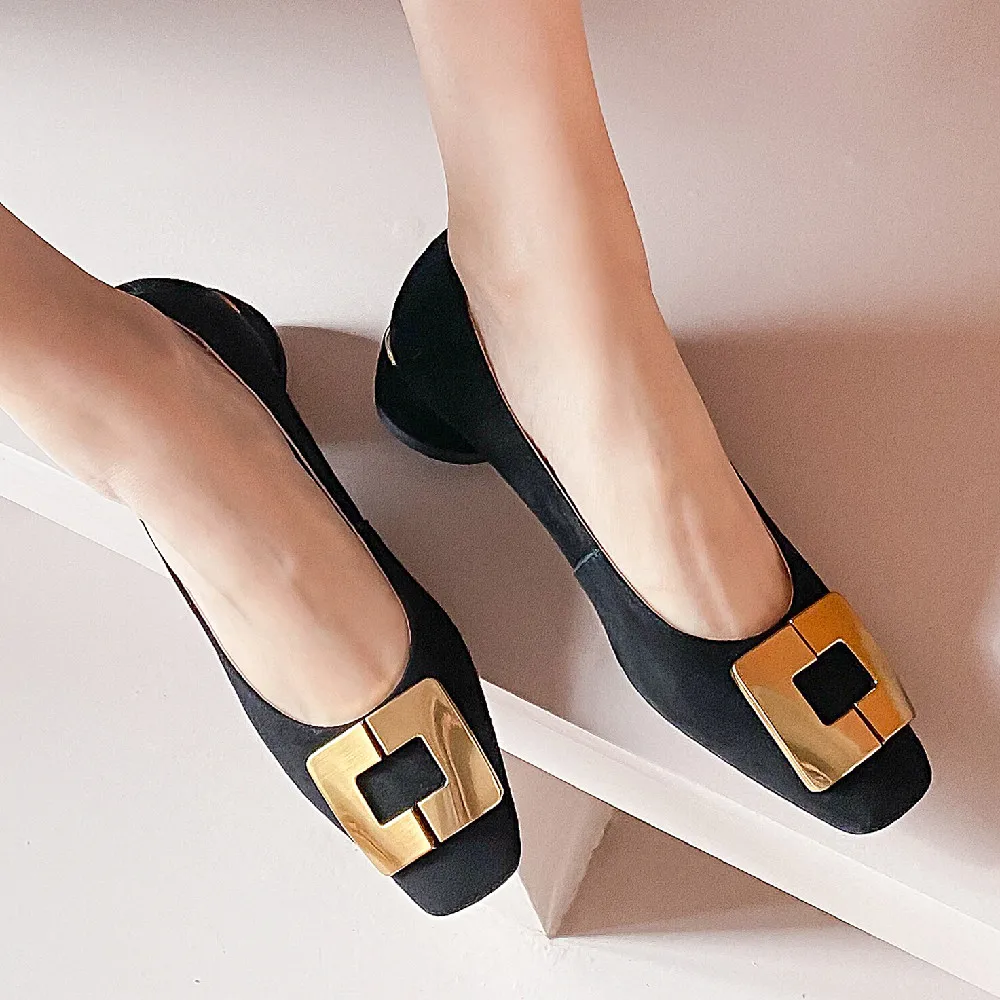 Women's natural suede leather metal buckle slip-on flats single shoes square toe casual 2021 spring new female footwear shoes
Women's natural suede leather metal buckle slip-on flats single shoes square toe casual 2021 spring new female footwear shoes