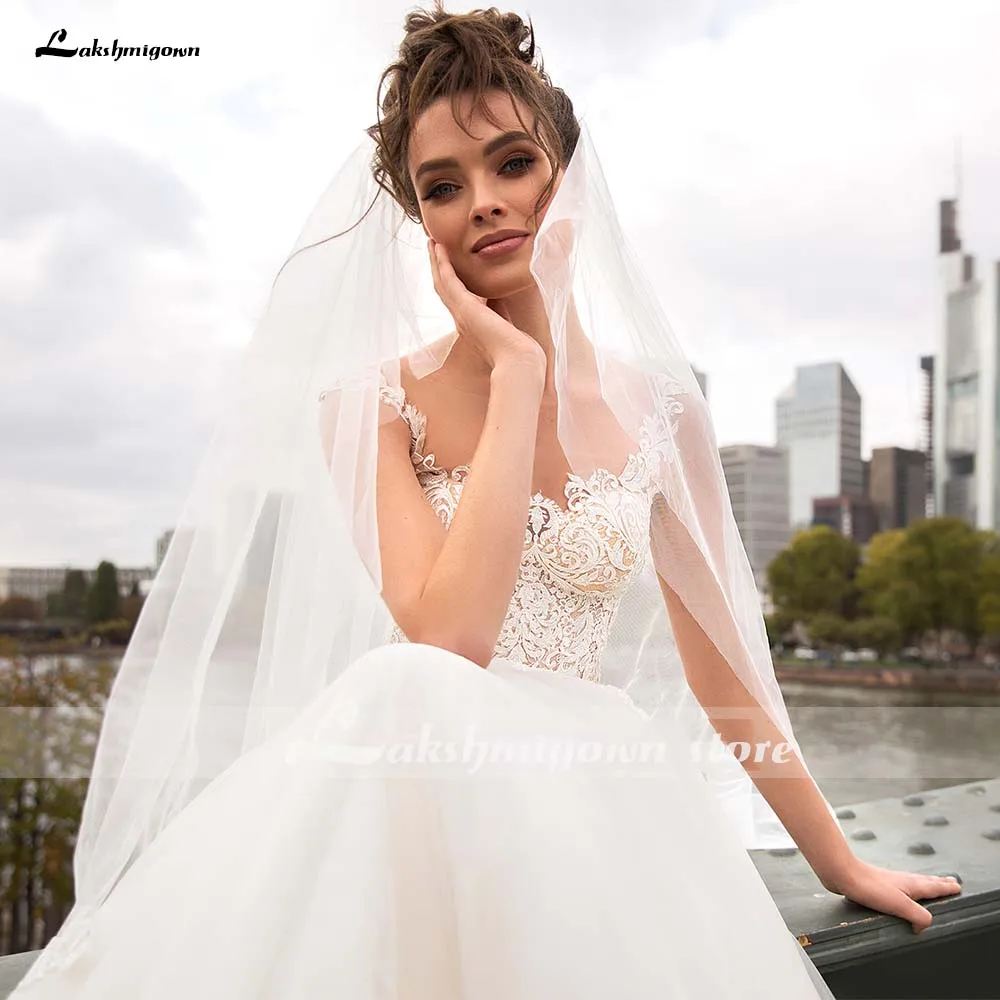 Lakshmigown Princess champagne Wedding Dress 2020 Vestaglia Sposa Corset Lace Up Back Beaded Bridal Gowns Off the Shoulder
Lakshmigown Princess champagne Wedding Dress 2020 Vestaglia Sposa Corset Lace Up Back Beaded Bridal Gowns Off the Shoulder