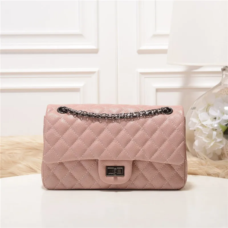 Top layer lychee grain small fragrance rhombic lattice chain leather portable large capacity Single Shoulder Messengerwomen'sbag
Top layer lychee grain small fragrance rhombic lattice chain leather portable large capacity Single Shoulder Messengerwomen'sbag