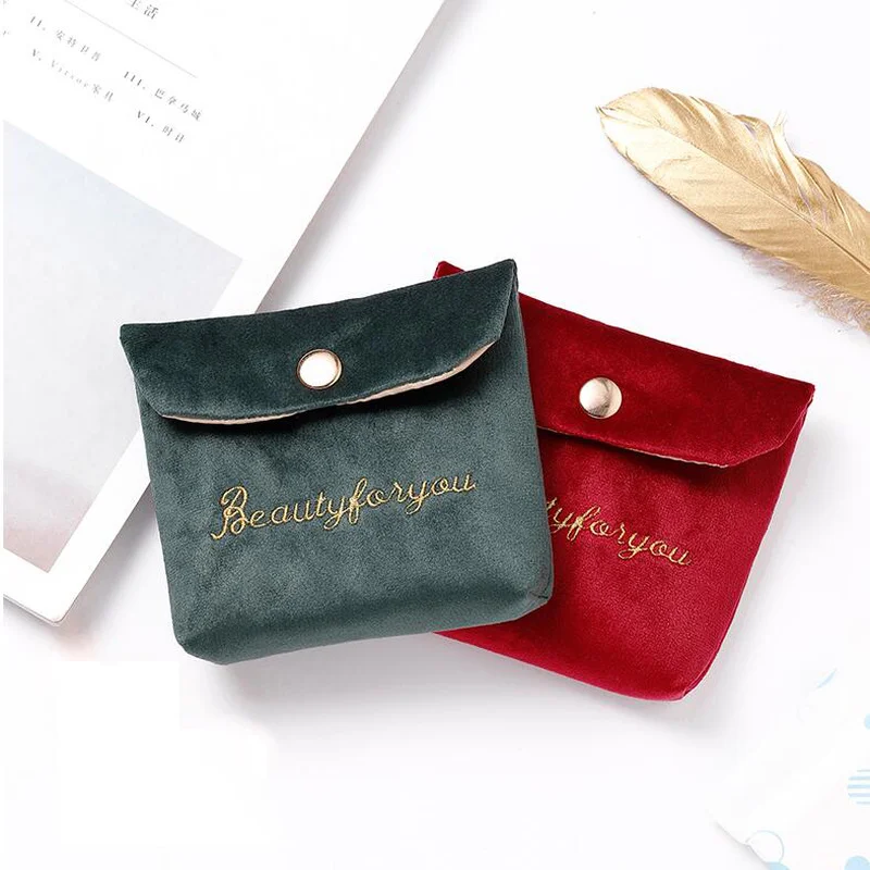 Women Velvet Soft Small Cosmetic Bag Hasp Girl Lipstick Bag Sanitary Pads Organizer Pouch Travel Makeup Bags Mini Beauty Case
Women Velvet Soft Small Cosmetic Bag Hasp Girl Lipstick Bag Sanitary Pads Organizer Pouch Travel Makeup Bags Mini Beauty Case