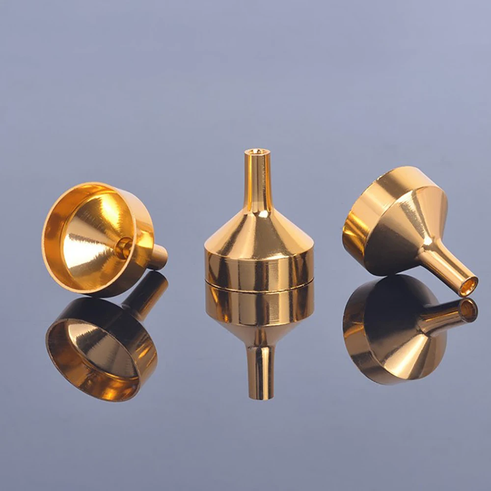 10pcs Pipetting Gadget Mini Metal Funnel Gold Silver Perfume Essential Oil Filling Transfer Refill Assembly Transferring Liquid
10pcs Pipetting Gadget Mini Metal Funnel Gold Silver Perfume Essential Oil Filling Transfer Refill Assembly Transferring Liquid