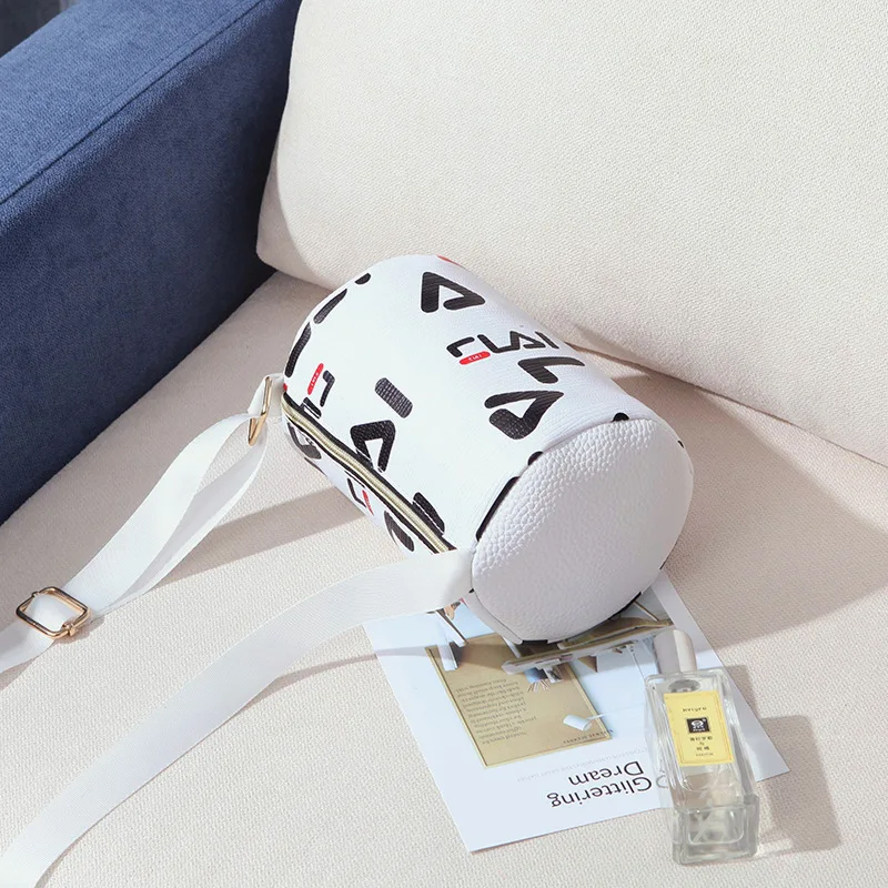 Internet celebrity hot sale Women's bag 2021 spring and summer Korean new all-matching printed small round bag simple practical
Internet celebrity hot sale Women's bag 2021 spring and summer Korean new all-matching printed small round bag simple practical