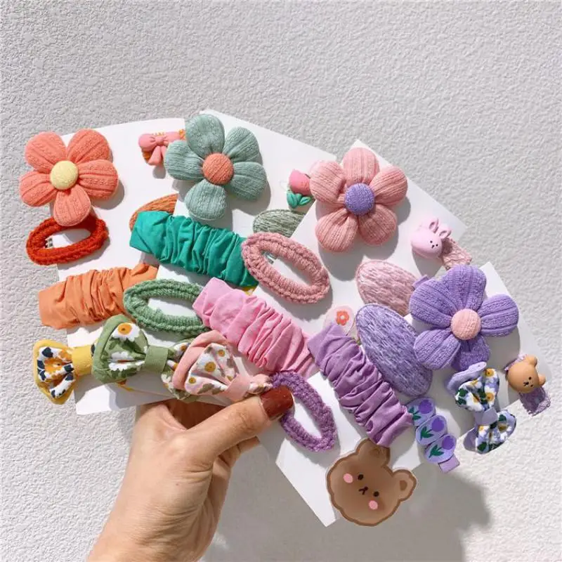 8 Piece Hair Accessories Set Toddlers Kids Cartoon Flowers Hair Clips Hair Pins Girls Hair Grips Headdress Children Hair Wear 
8 Piece Hair Accessories Set Toddlers Kids Cartoon Flowers Hair Clips Hair Pins Girls Hair Grips Headdress Children Hair Wear