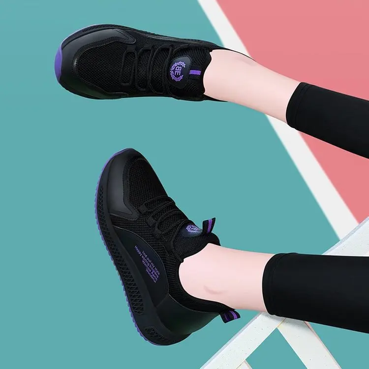Women's Sneakers Breathable Knitted Casual Socks Shoes Lace Up Spring Ladies Shoes Female Students Vulcanized Running Shoes 2021
Women's Sneakers Breathable Knitted Casual Socks Shoes Lace Up Spring Ladies Shoes Female Students Vulcanized Running Shoes 2021