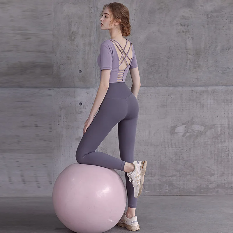 Yoga Clothes Women's Summer Thin Outer Wear Tight Sports Suit High Waist Hip Lift Running Quick-Drying Peach Hip Fitness Pants
Yoga Clothes Women's Summer Thin Outer Wear Tight Sports Suit High Waist Hip Lift Running Quick-Drying Peach Hip Fitness Pants
