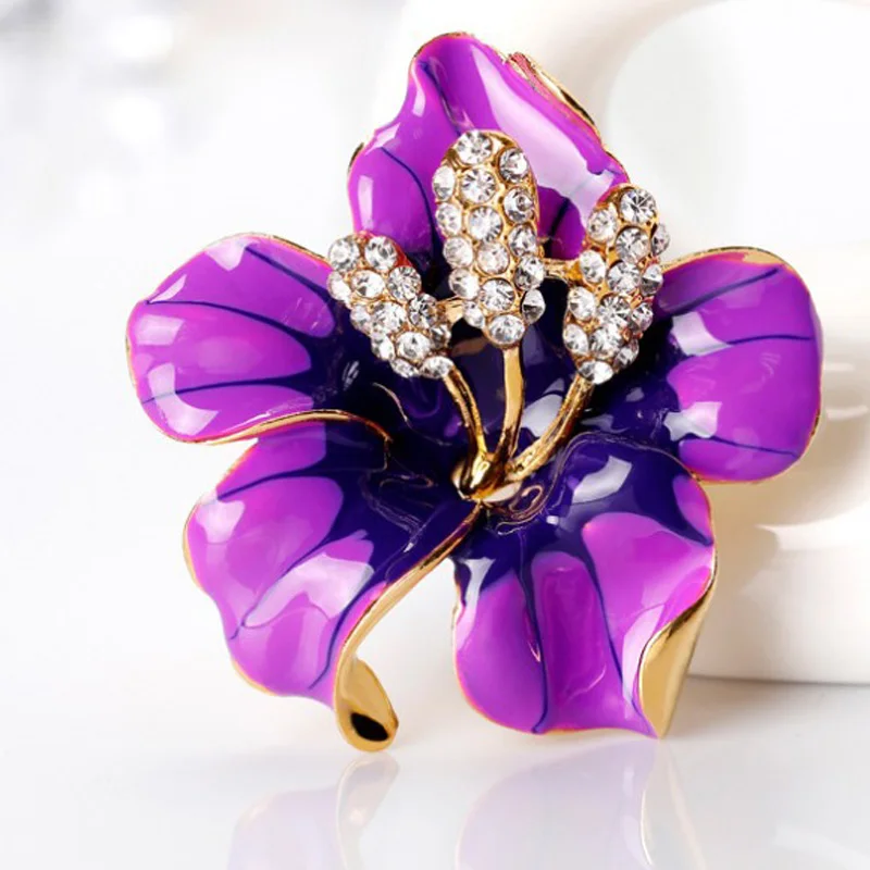 

Rhinestone Enamel Flower Brooch For Women Lily Flowers Pins Wedding Brooches Lady Corsage Bouquet Jewelry