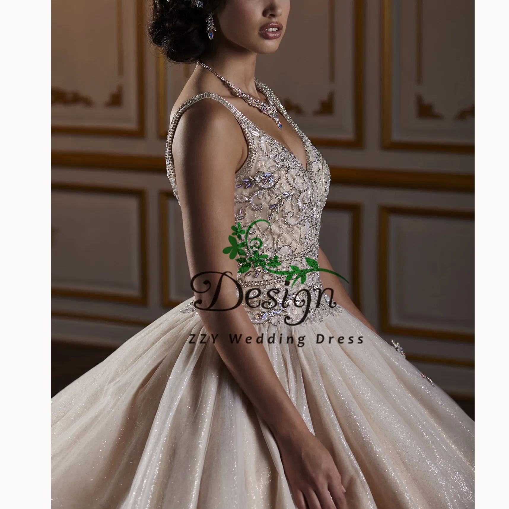Vestidos De Quinceaneras Champange Spaghetti Straps Beading Quinceanera Dresses Appliques Court Train Sweet 16 
Vestidos De Quinceaneras Champange Spaghetti Straps Beading Quinceanera Dresses Appliques Court Train Sweet 16