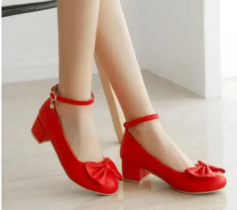 2020 Spring and Autumn with New style fashion Middle heel Coarse heel round head bowknot Women's shoes
2020 Spring and Autumn with New style fashion Middle heel Coarse heel round head bowknot Women's shoes