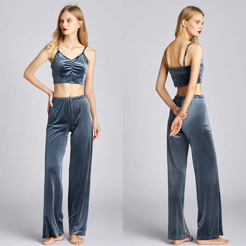 Женская бархатная ночная рубашка Kwyaster, Повседневная атласная майка на бретелях и брюки, летнее интимное нижнее белье, пикантная ночная руба...
Женская бархатная ночная рубашка Kwyaster, Повседневная атласная майка на бретелях и брюки, летнее интимное нижнее белье, пикантная ночная руба...