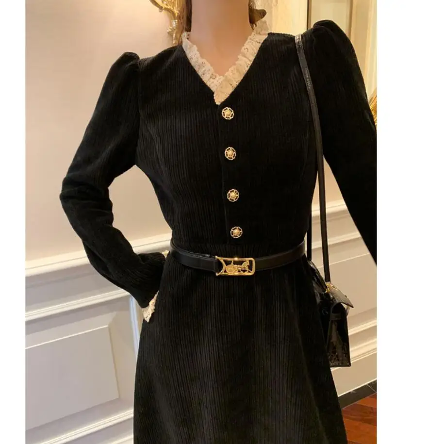 Women Long Corduroy Dress Autumn Winter V-Neck Button Solid Vintage Korean Dress Romantic Shirt Dress s784
Women Long Corduroy Dress Autumn Winter V-Neck Button Solid Vintage Korean Dress Romantic Shirt Dress s784
