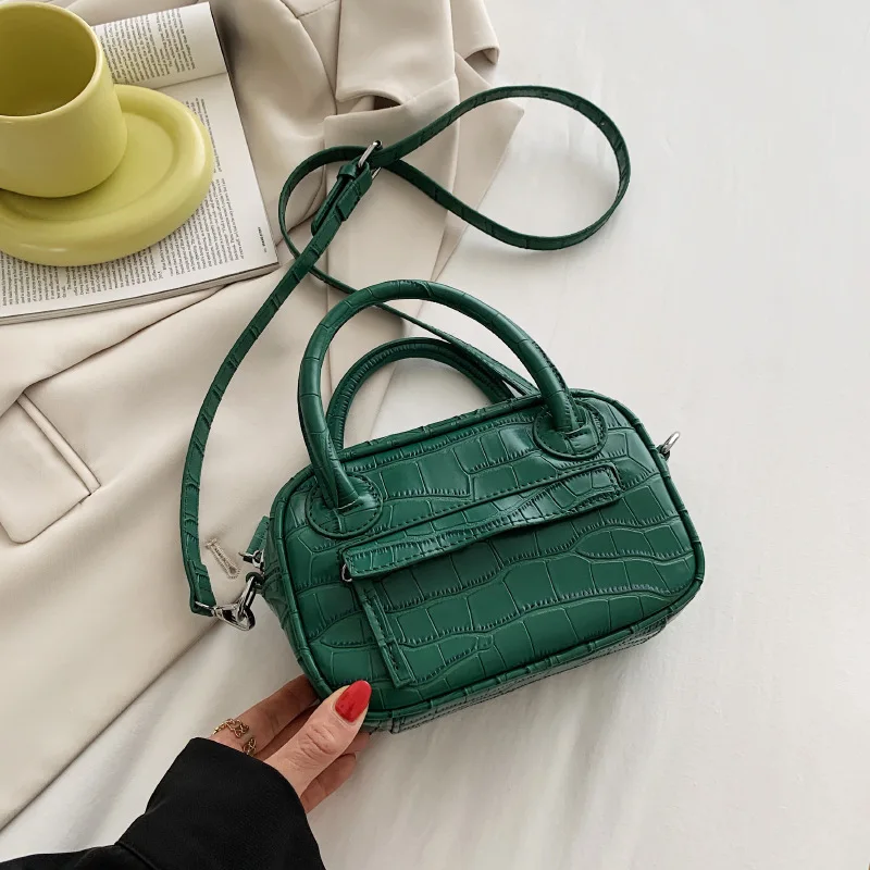 Underarm bag 2021 New Fashion Bags For Women Bag Small square Messenger Bag Leisure Shoulder bag
Underarm bag 2021 New Fashion Bags For Women Bag Small square Messenger Bag Leisure Shoulder bag