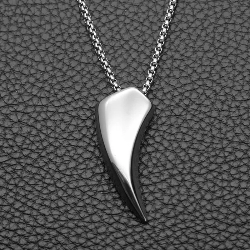 Punk Brave Animal Pendant Men Black Silver Color Stainless Steel Wolf Tooth Spike Pendant Necklace Jewelry for Friends Gift
Punk Brave Animal Pendant Men Black Silver Color Stainless Steel Wolf Tooth Spike Pendant Necklace Jewelry for Friends Gift