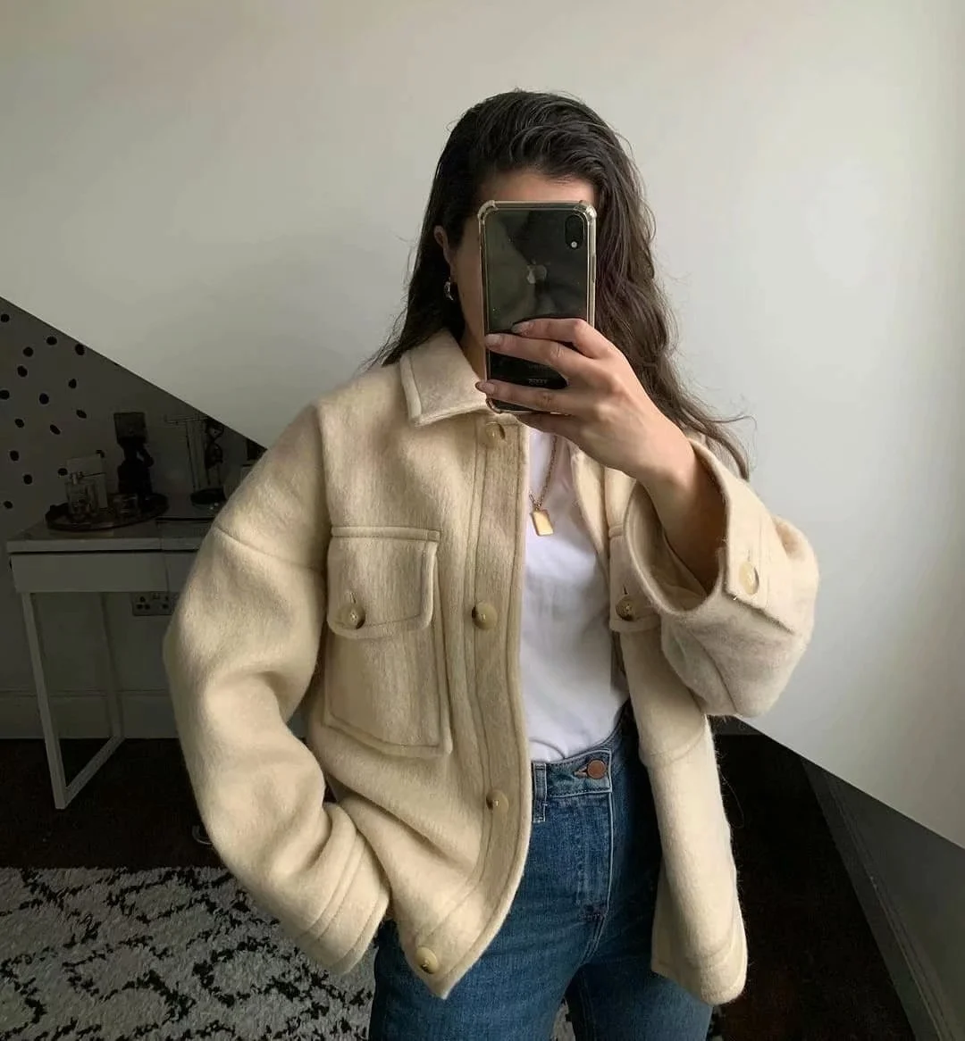 Куртка сплошная eday новая весенняя вязаная куртка с лацканами свободное темпераментное короткое пальто для женщин
Куртка сплошная eday новая весенняя вязаная куртка с лацканами свободное темпераментное короткое пальто для женщин