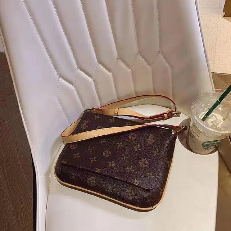 2021 new presbyopia bag star female bag messenger bag shoulder bag envelope bag fashion female bag best gift popular big name
2021 new presbyopia bag star female bag messenger bag shoulder bag envelope bag fashion female bag best gift popular big name