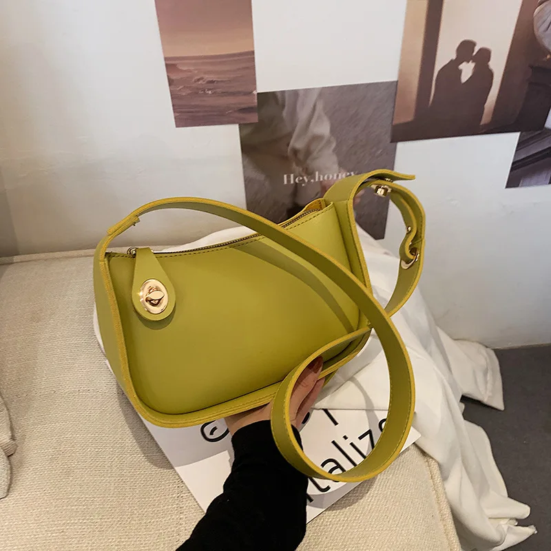 2021 New Luxury Women's Shoulder Bag Evening Soft Solid Simple PU Leather Korean Bolsas Designer Female Crossbody Messenger Bags
2021 New Luxury Women's Shoulder Bag Evening Soft Solid Simple PU Leather Korean Bolsas Designer Female Crossbody Messenger Bags