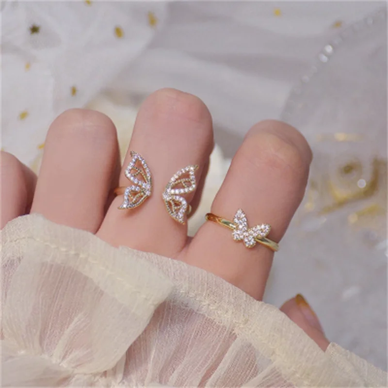Korean Hollow Butterfly Ring for Women Adjustable Open Design Pave Zircon Butterfly Ring Wedding Jewelry Gift Wholesale 
Korean Hollow Butterfly Ring for Women Adjustable Open Design Pave Zircon Butterfly Ring Wedding Jewelry Gift Wholesale