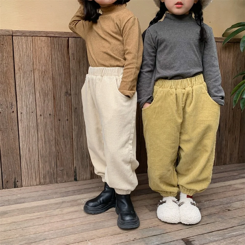 Детские вельветовые брюки унисекс с флисовой подкладкой в Корейском стиле, модные Универсальные теплые шаровары
Детские вельветовые брюки унисекс с флисовой подкладкой в Корейском стиле, модные Универсальные теплые шаровары