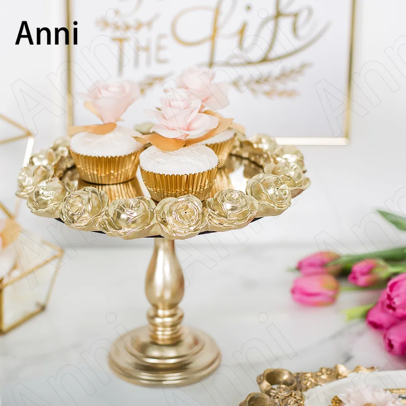 Creativity Golden Rose Relief Trays Decorative European Modern Cake Dessert Mirror Display Tray Wedding Decoration Ornaments
Creativity Golden Rose Relief Trays Decorative European Modern Cake Dessert Mirror Display Tray Wedding Decoration Ornaments