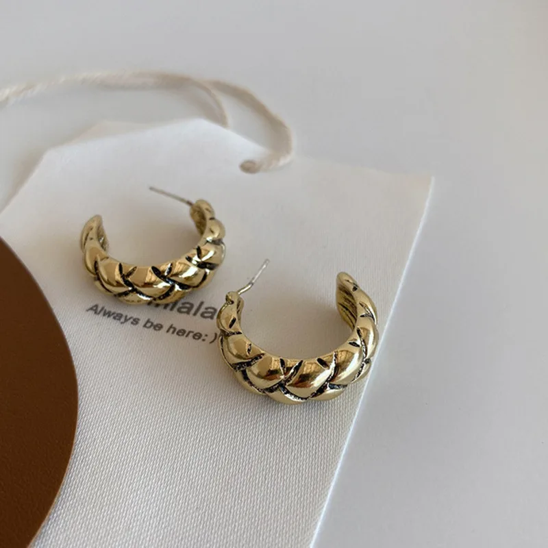 

New Korea Retro Baroque Old Square Micro-inlaid Zircon Metal Earring For Women Imitation Pearl Banquet Fashion Ear Ring Jewelery