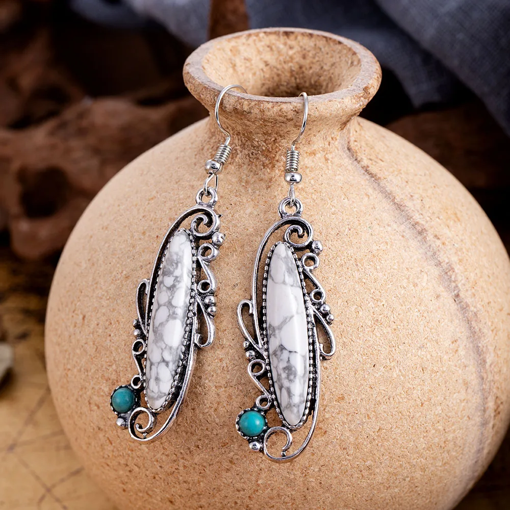 2021 Trendy Vintage Earrings White Color Boho Moonstone Earrings Pearl Ear Hook Dangle Drop Gift Bohemia Indian Jewelry
2021 Trendy Vintage Earrings White Color Boho Moonstone Earrings Pearl Ear Hook Dangle Drop Gift Bohemia Indian Jewelry