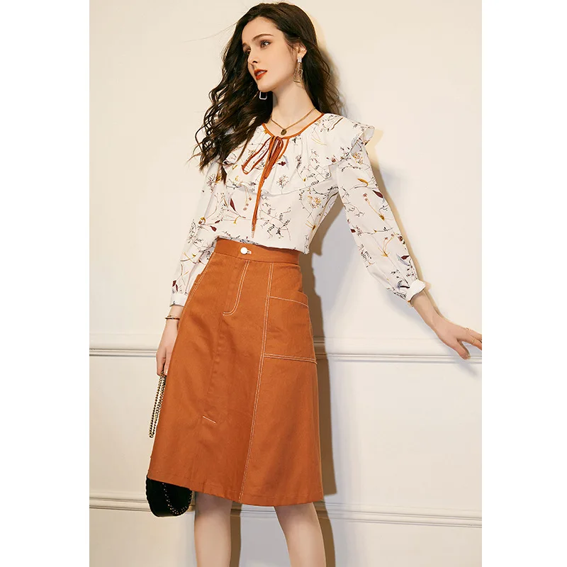 2021 Spring High End Elegant Fashion Ruffle Bow Tie Print Chiffon Shirt Crop Top And Open Line Denim Skirt Suit 2 Piece Set
2021 Spring High End Elegant Fashion Ruffle Bow Tie Print Chiffon Shirt Crop Top And Open Line Denim Skirt Suit 2 Piece Set