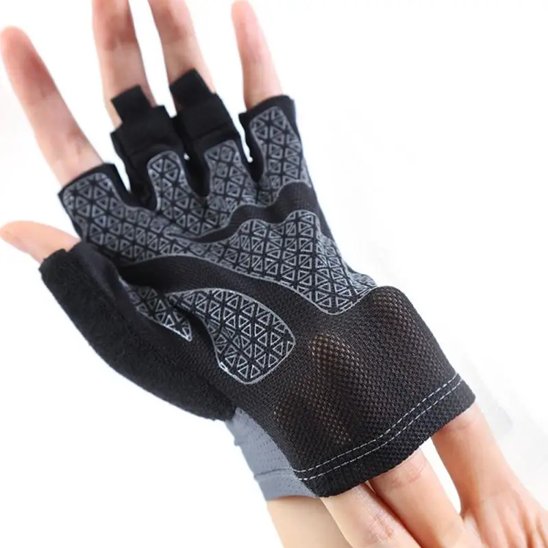 Fitness gloves Men's and women's sun protection cycling half finger gloves Anti-skid breathable gloves Sports gloves
Fitness gloves Men's and women's sun protection cycling half finger gloves Anti-skid breathable gloves Sports gloves