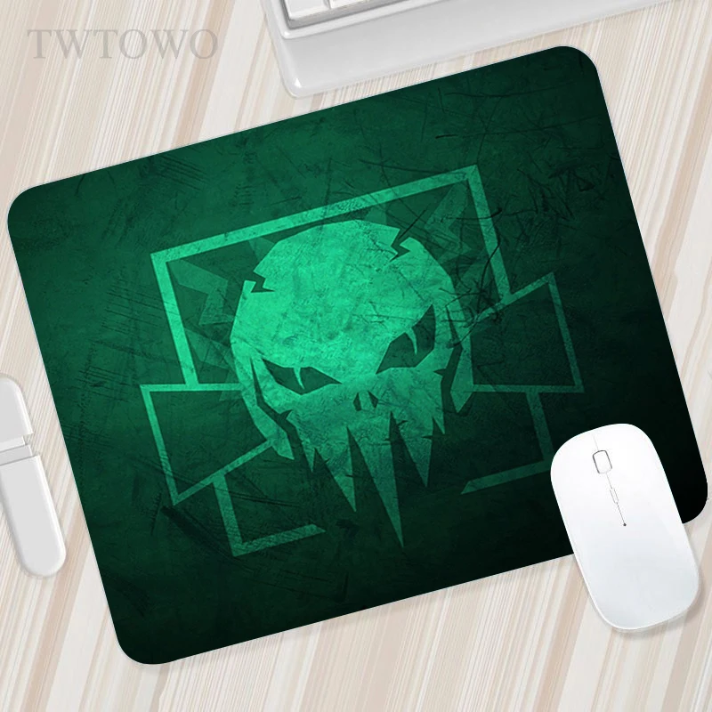 Коврик для мыши маленький игровой Настольный коврик из натурального каучука искусство прекрасный аниме Радуга шесть осады ковер офисный д...
Коврик для мыши маленький игровой Настольный коврик из натурального каучука искусство прекрасный аниме Радуга шесть осады ковер офисный д...