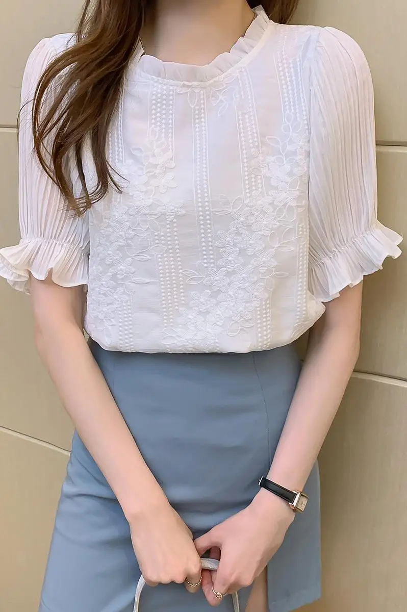 summer White chiffon women blouse shirt Puff sleeve female top shirt office ladies blouse shirt 2021 women shirts blouses
summer White chiffon women blouse shirt Puff sleeve female top shirt office ladies blouse shirt 2021 women shirts blouses