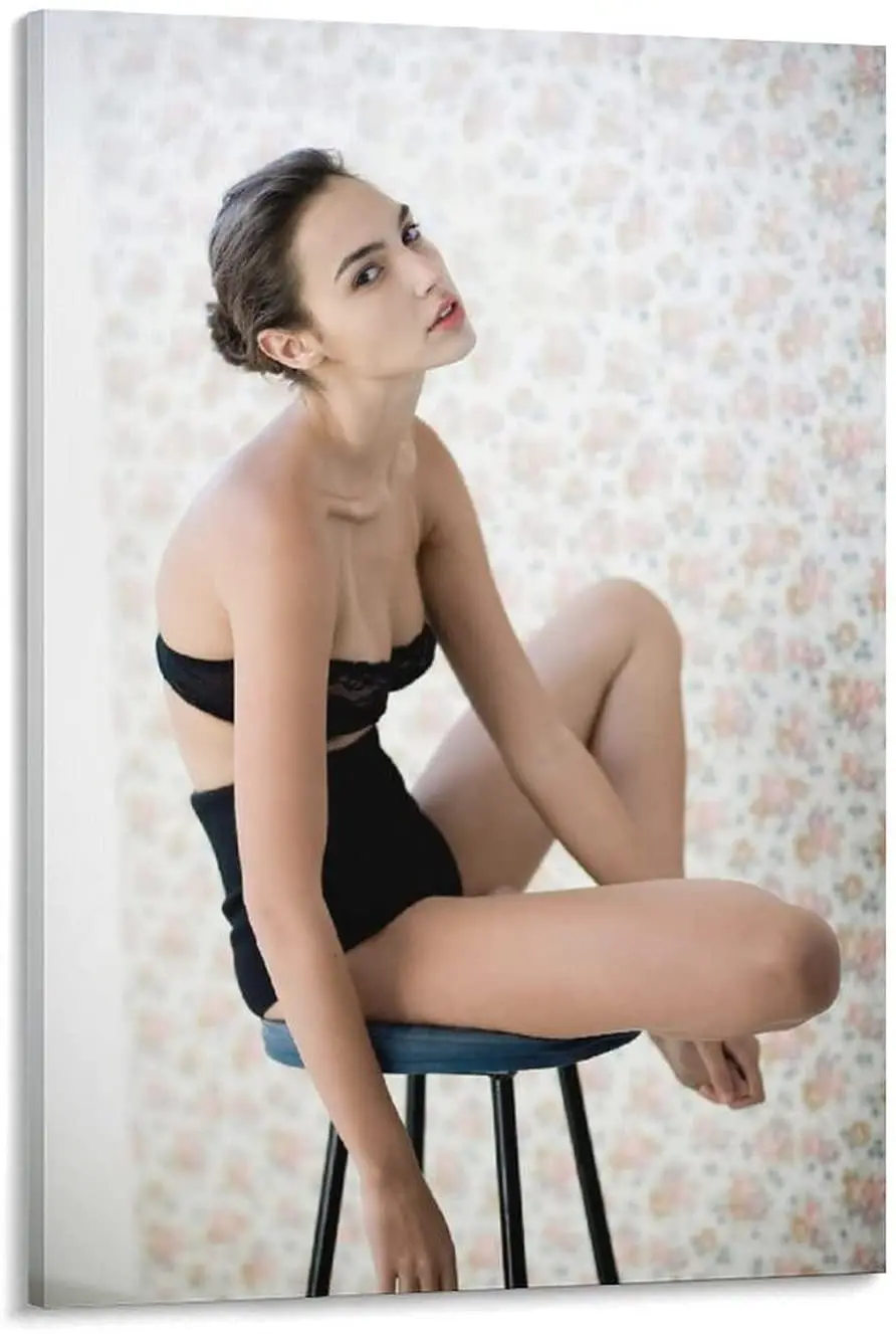 Gal Gadot Sexy Model Actor Poster Painting On Canvas Wall Art Poster Scroll Picture Print Living Room Walls Decor Home Posters
Gal Gadot Sexy Model Actor Poster Painting On Canvas Wall Art Poster Scroll Picture Print Living Room Walls Decor Home Posters