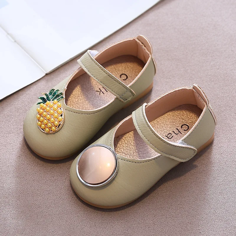 Туфли принцессы для девочек, кожаная обувь на плоской подошве, с фруктами, ананасами, бисером, милые строгие туфли, 15-30
Туфли принцессы для девочек, кожаная обувь на плоской подошве, с фруктами, ананасами, бисером, милые строгие туфли, 15-30