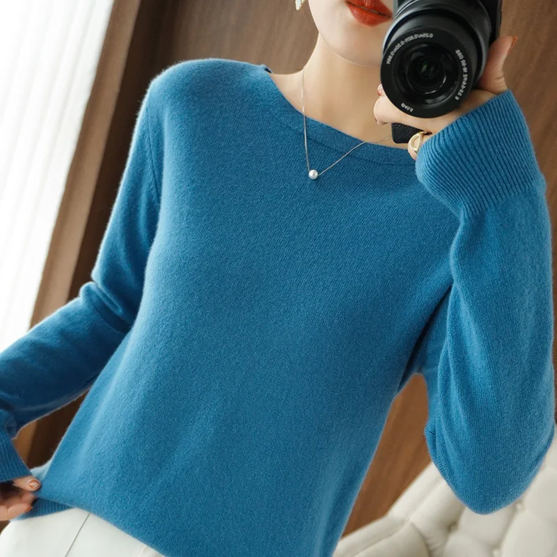 2021 winter new women's sweater solid color round neck pullover casual trend inner knit bottoming shirt loose top
2021 winter new women's sweater solid color round neck pullover casual trend inner knit bottoming shirt loose top